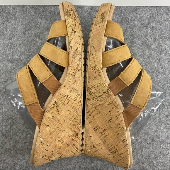 CROCS Tan Leather Like New Strappy Cork Wedges Women’s Size 9 - Picture 7 of 13